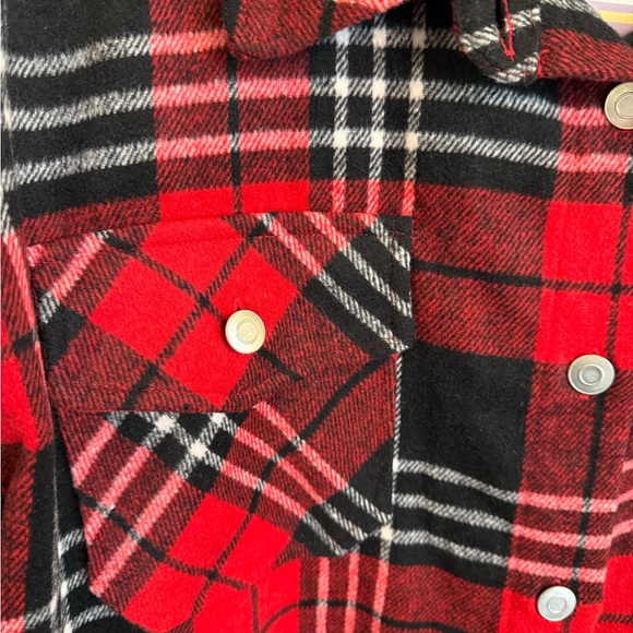 Zenana Plaid Shacket *NEW WITH TAGS* - Picture 3 of 10